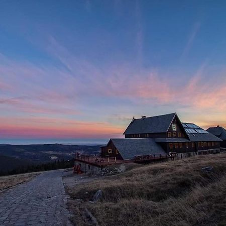 A Pousada Schronisko Pttk Hala Szrenicka Szklarska Poręba Exterior foto