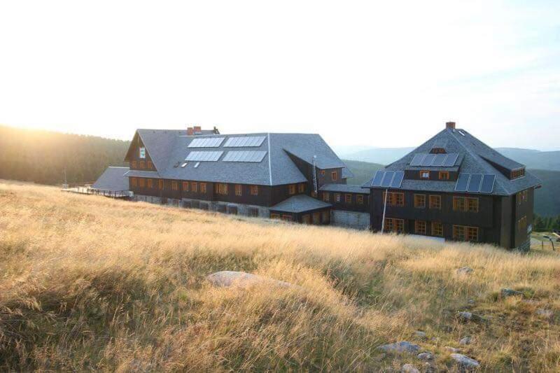 A Pousada Schronisko Pttk Hala Szrenicka Szklarska Poręba Exterior foto