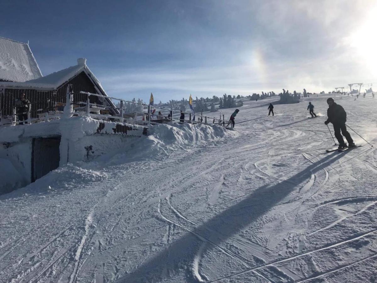 A Pousada Schronisko Pttk Hala Szrenicka Szklarska Poręba Exterior foto